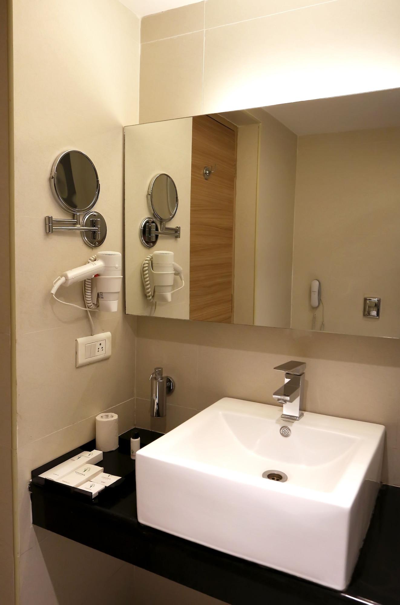 Greenpark Chennai Ngoại thất bức ảnh Bathroom