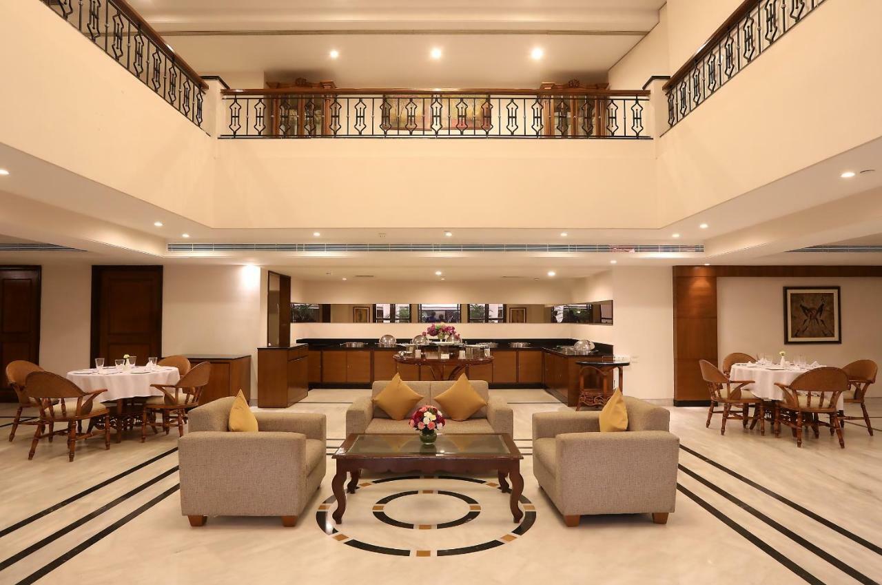 Greenpark Chennai Ngoại thất bức ảnh The lobby of the hotel